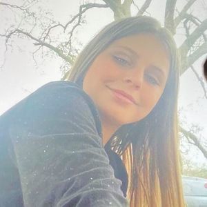 Meet your Posher, Layla